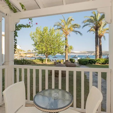 Ladonia Mio Mare 4* 아크얄라